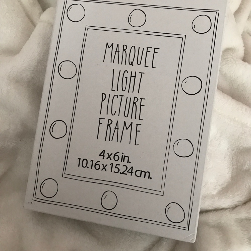 Marquee light picture frame!